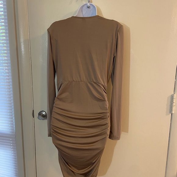 Shein Tan shiny long sleeve dress. - Picture 4 of 6